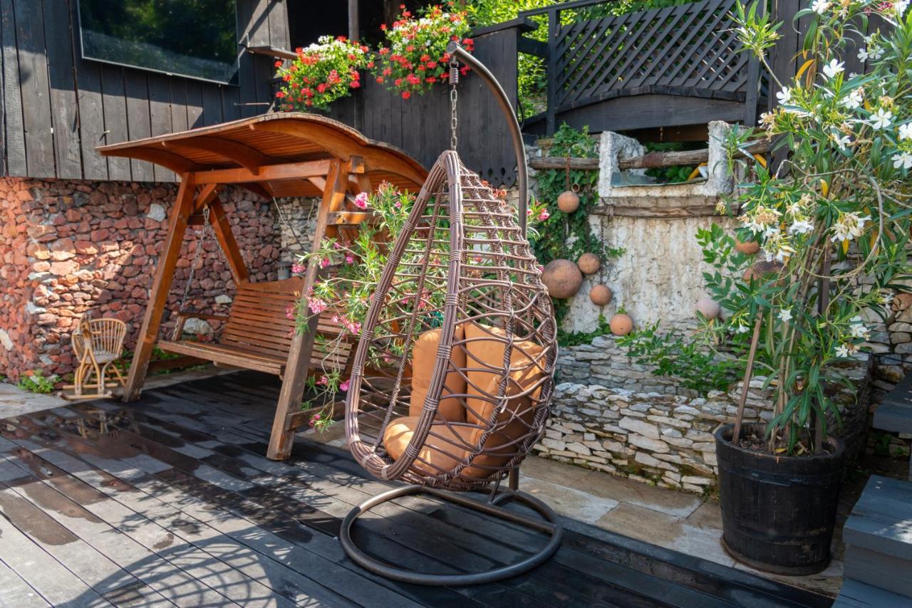 Hotel Carul Din Stele Coţofenii din Faţă Exteriér fotografie