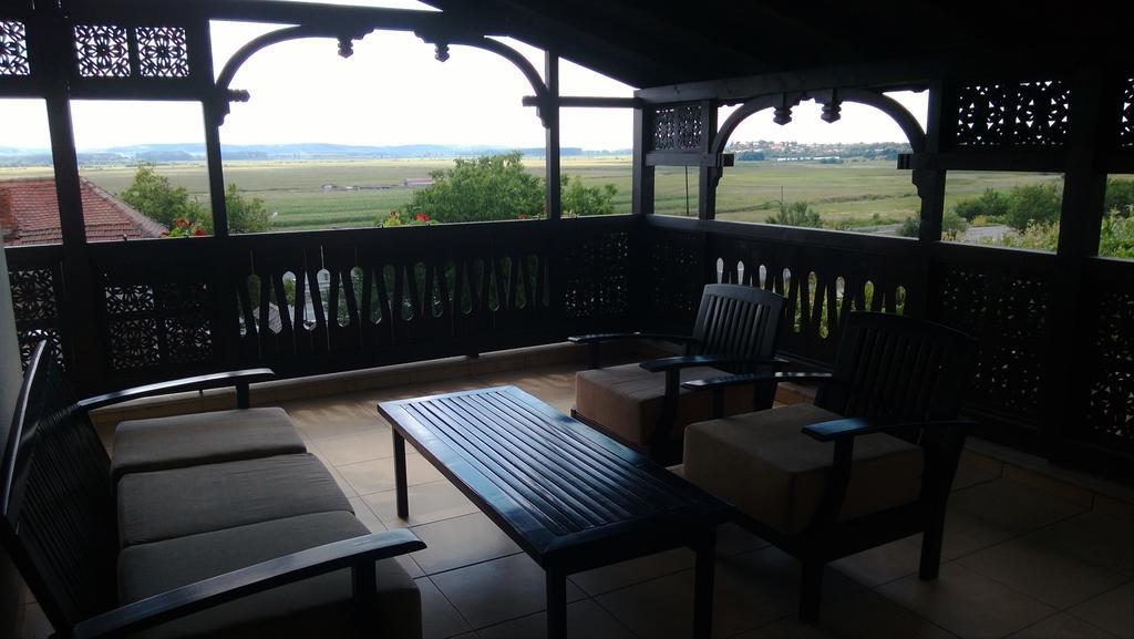 Hotel Carul Din Stele Coţofenii din Faţă Exteriér fotografie